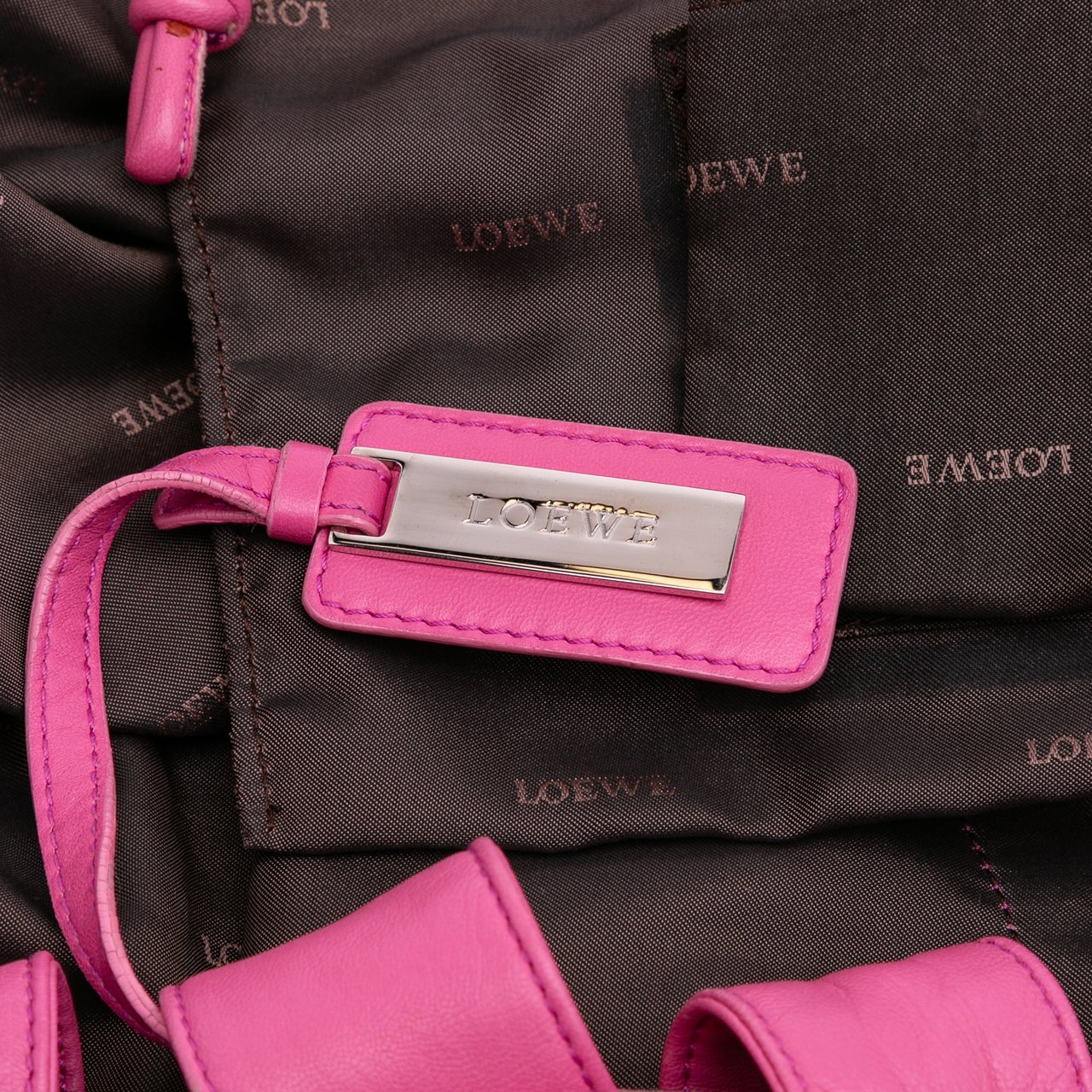 Loewe Nappa Aire Roze