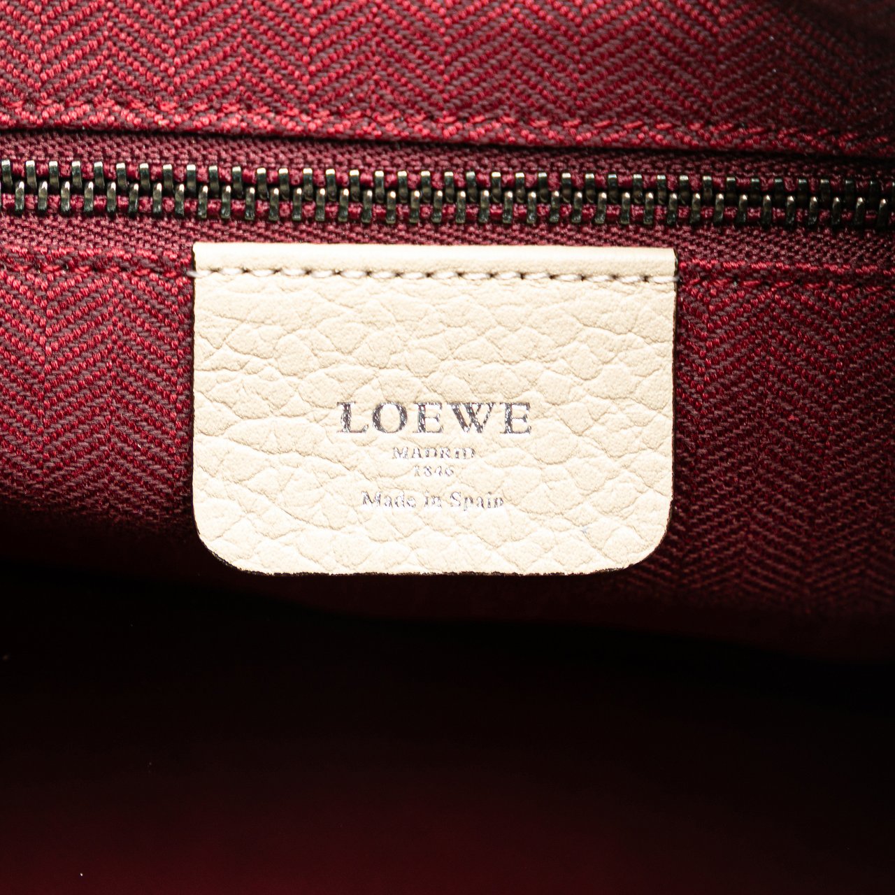 Loewe Leather Fusta 25 Wit