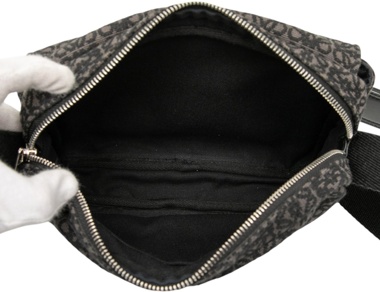 Loewe XS Anagram Canvas Military Messenger Bag Zwart