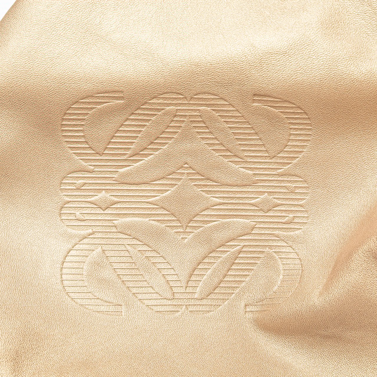 Loewe Nappa Aire Goud