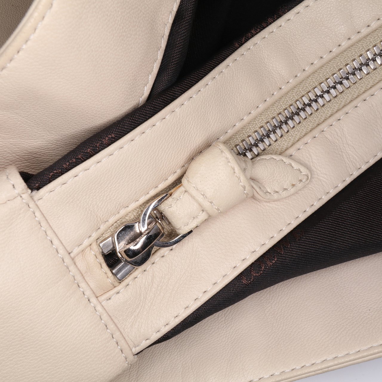 Loewe Leather Shoulder Bag Bruin