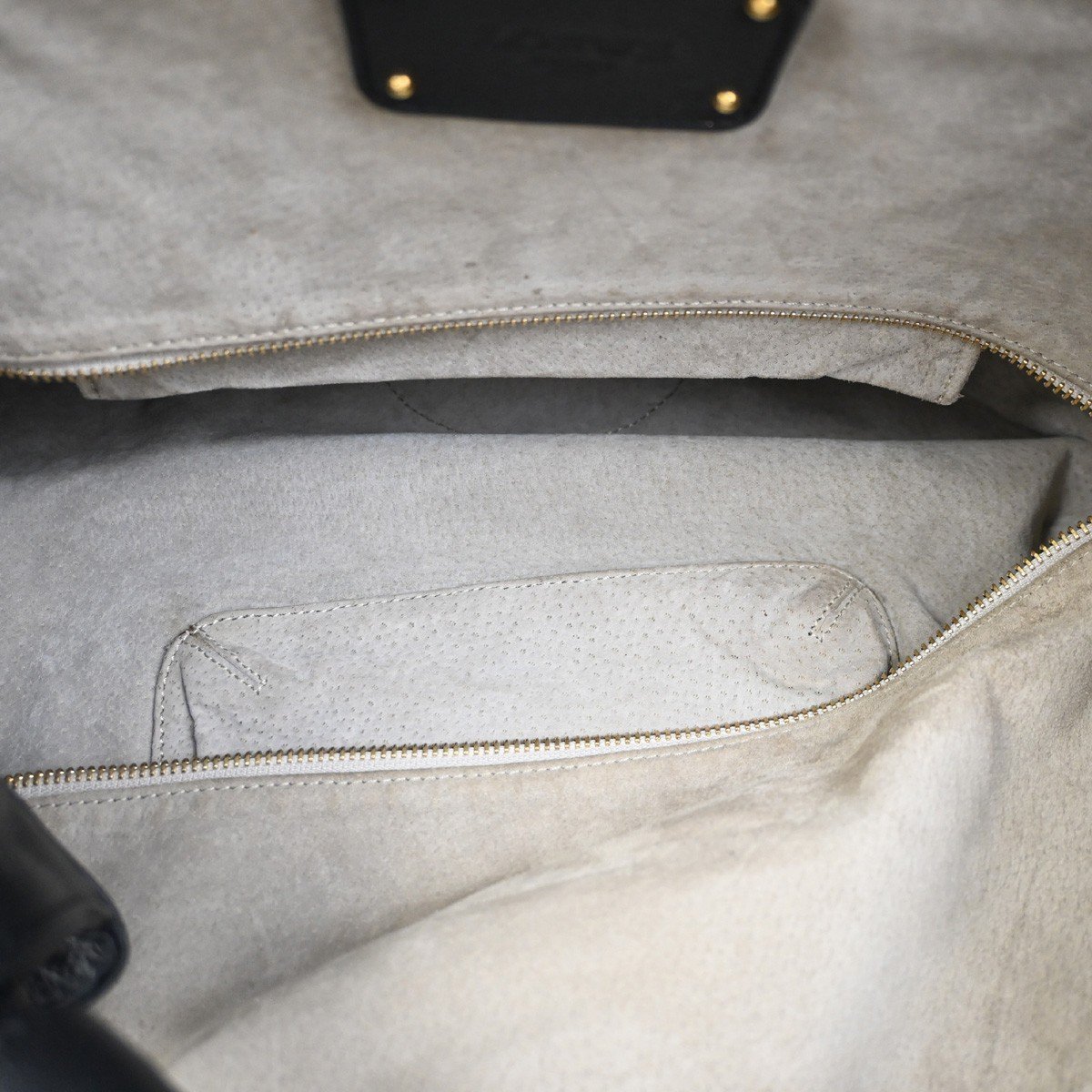 Loewe Loewe Anagram Logo Nappa Aire Hand Bag Leather Zwart