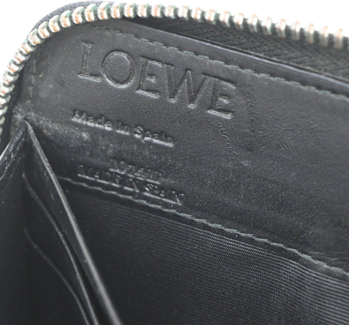 Loewe Anagram Leather Zwart