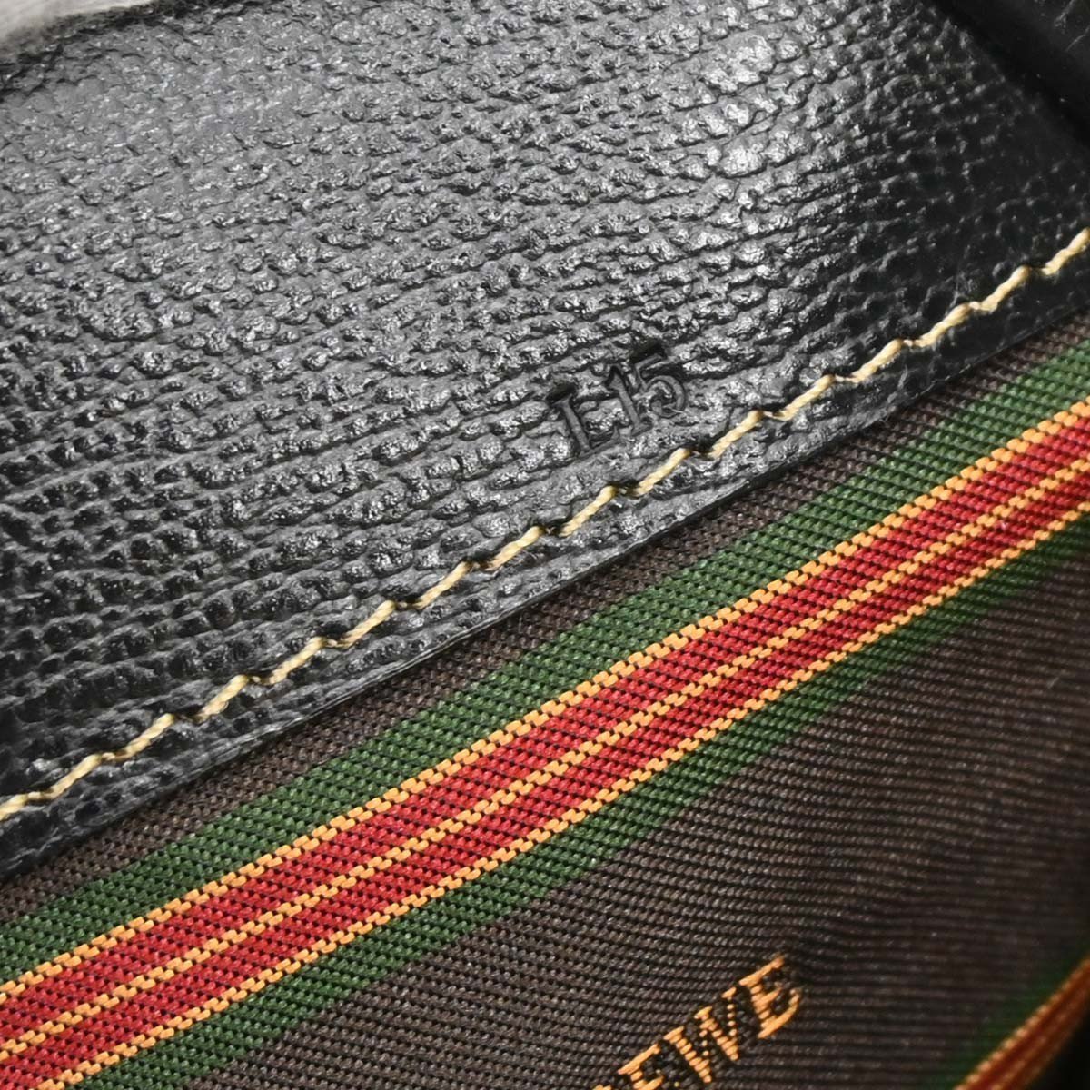 Loewe Loewe Velazquez shoulderbag Leather Bruin