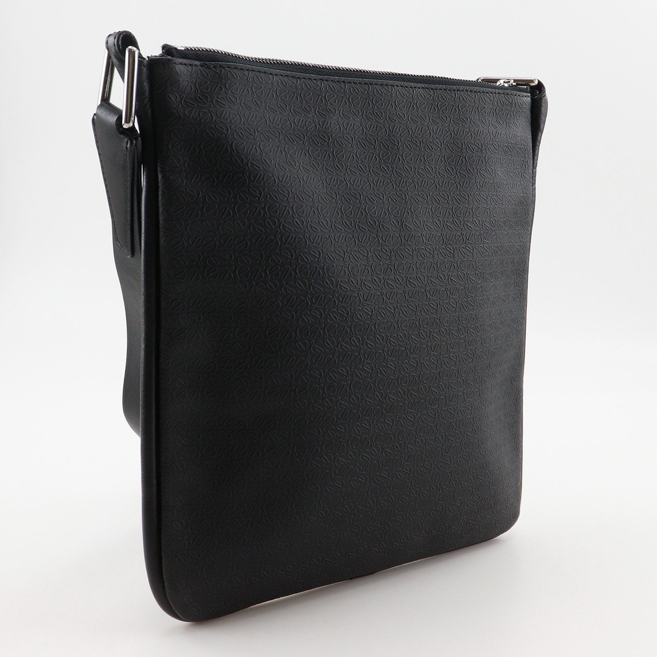 Loewe Repeat Anagram Canvas Zwart