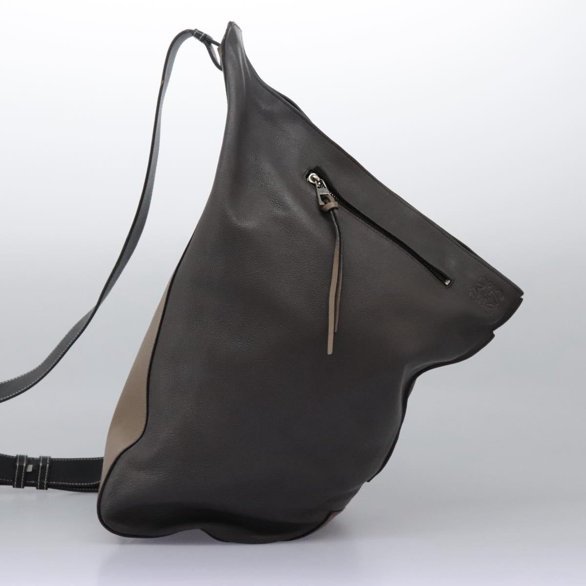 Loewe Loewe Anton Sling Bag Leather Medium Grijs