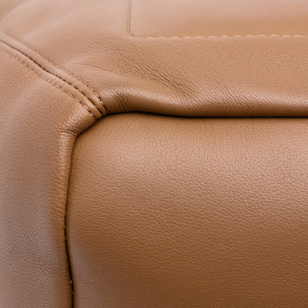Loewe Small Mellow Nappa Lambskin Squeeze Bag Bruin