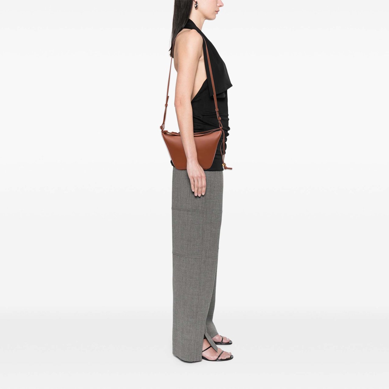 Loewe Mini Leather Hammock Hobo Bruin