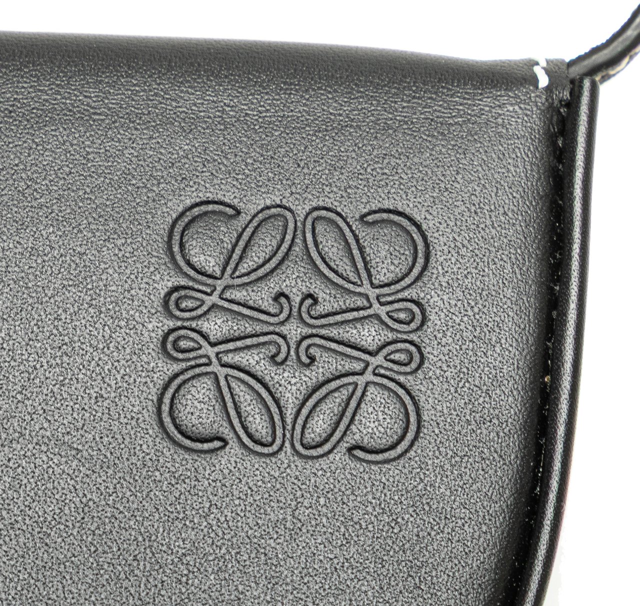 Loewe Mini Soft Calfskin Heel Pouch Zwart