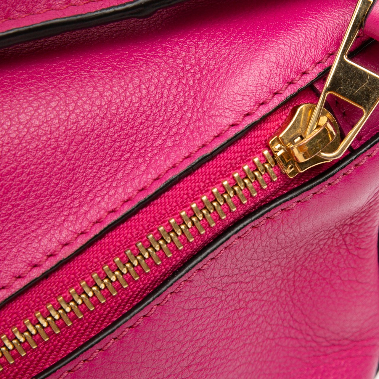 Loewe Small Calfskin Puzzle Satchel Roze