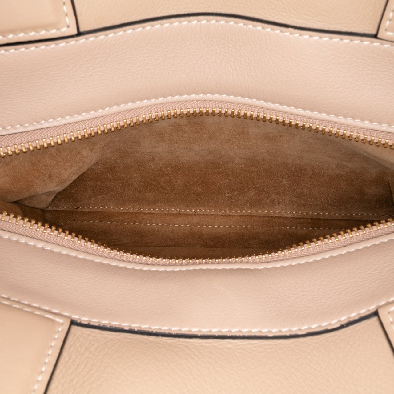 Loewe Anagram Leather Zipper Bag Bruin