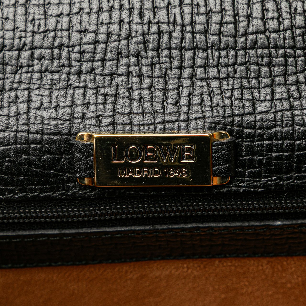 Loewe Leather Barcelona Satchel Zwart