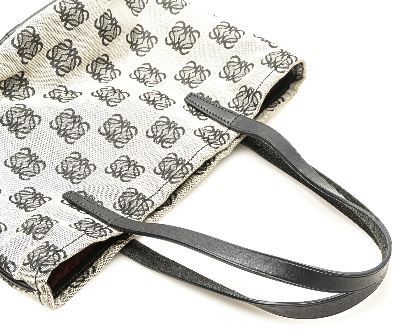 Loewe Anagram Canvas Tote Grijs
