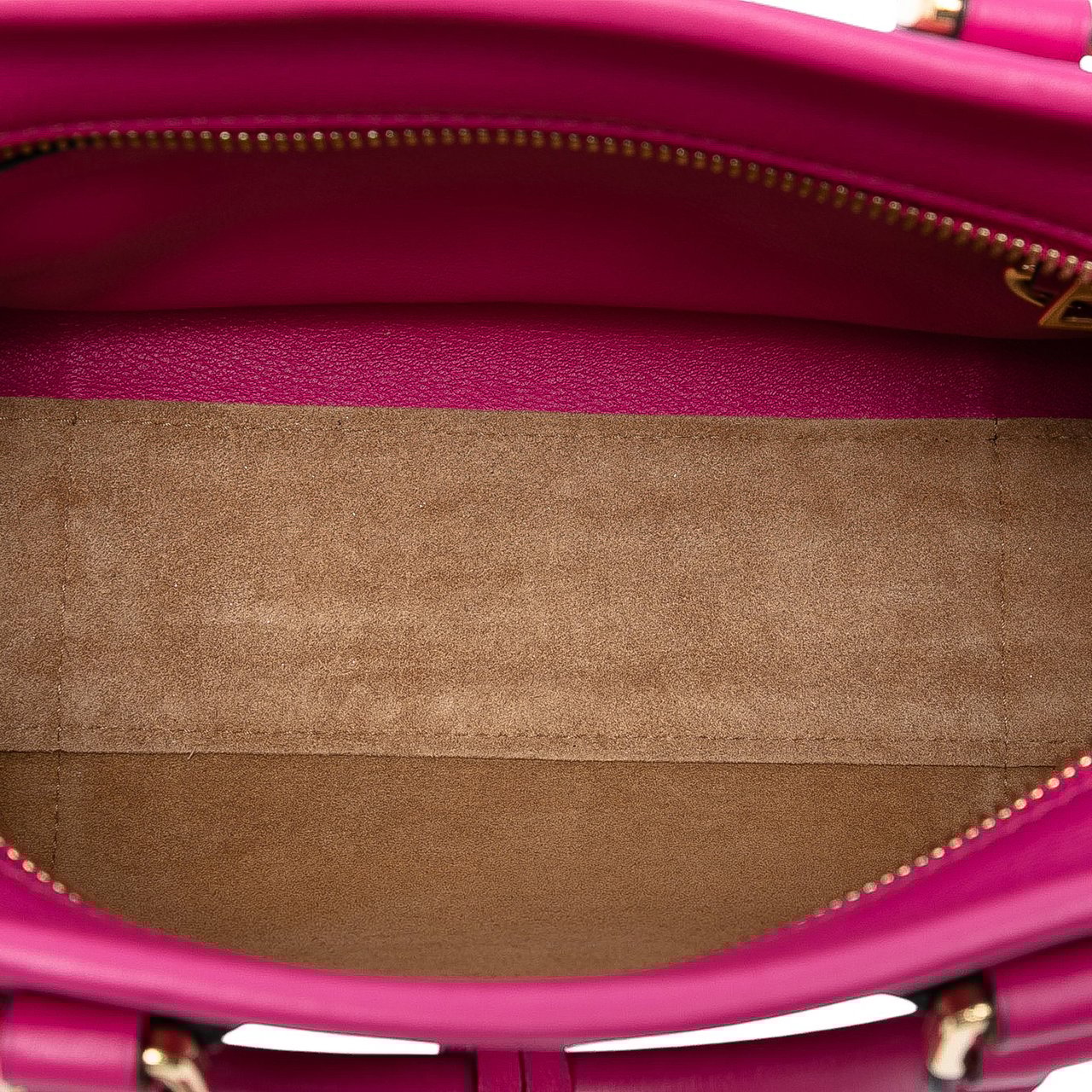 Loewe Leather Amazona 23 Roze