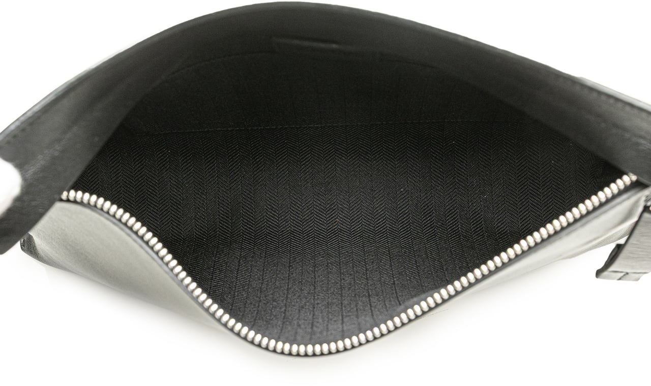 Loewe Leather Anagram T Clutch Zwart