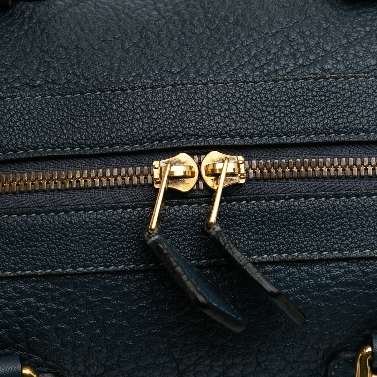 Loewe Goatskin Anagram Paseo 30 Satchel Blauw