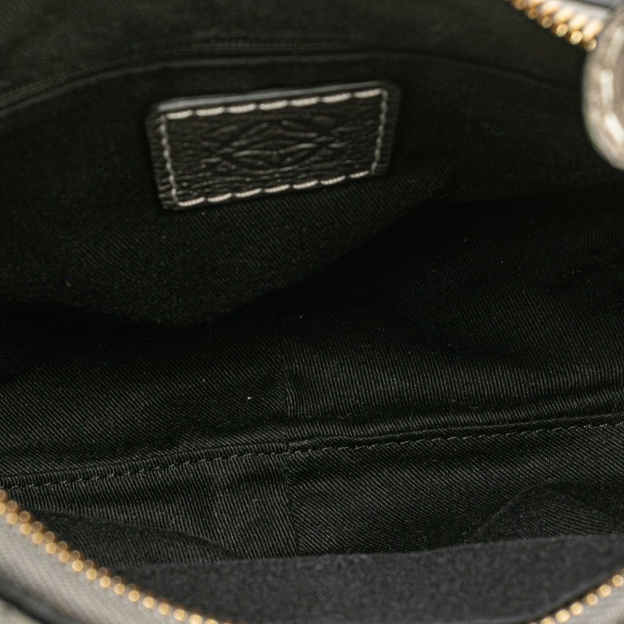 Loewe Anagram Canvas New Road Hobo Grijs