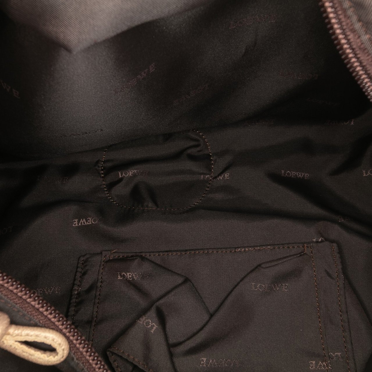 Loewe Nappa Aire Goud