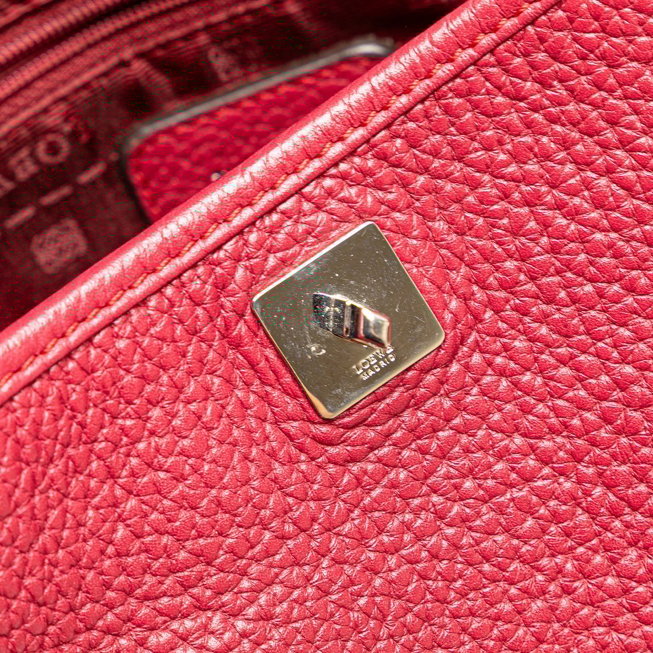 Loewe Leather Alamo 28 Rood