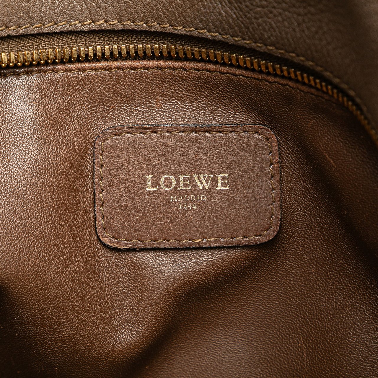 Loewe Leather Amazona 36 Bruin