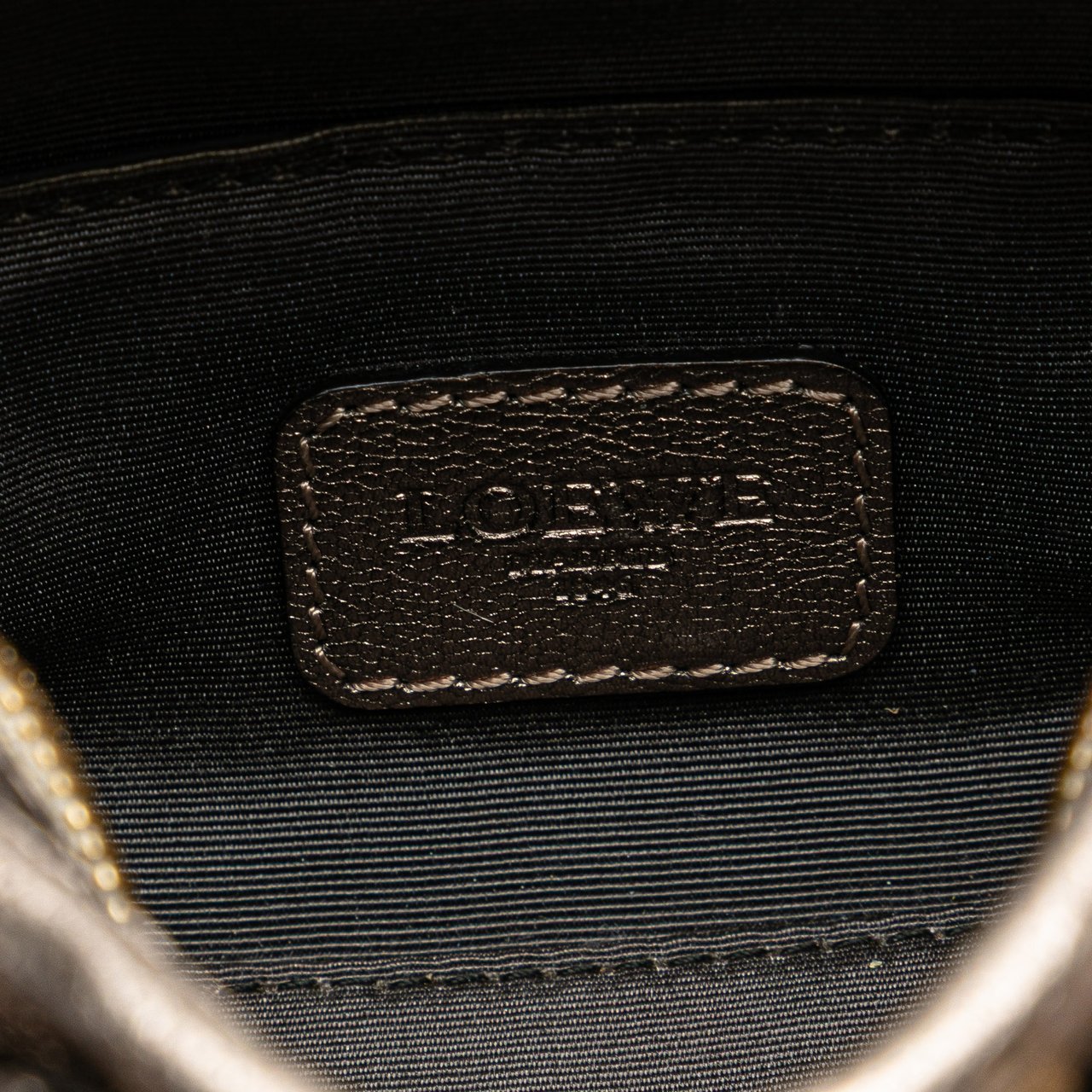 Loewe Micro Metallic Leather Amazona Satchel Goud