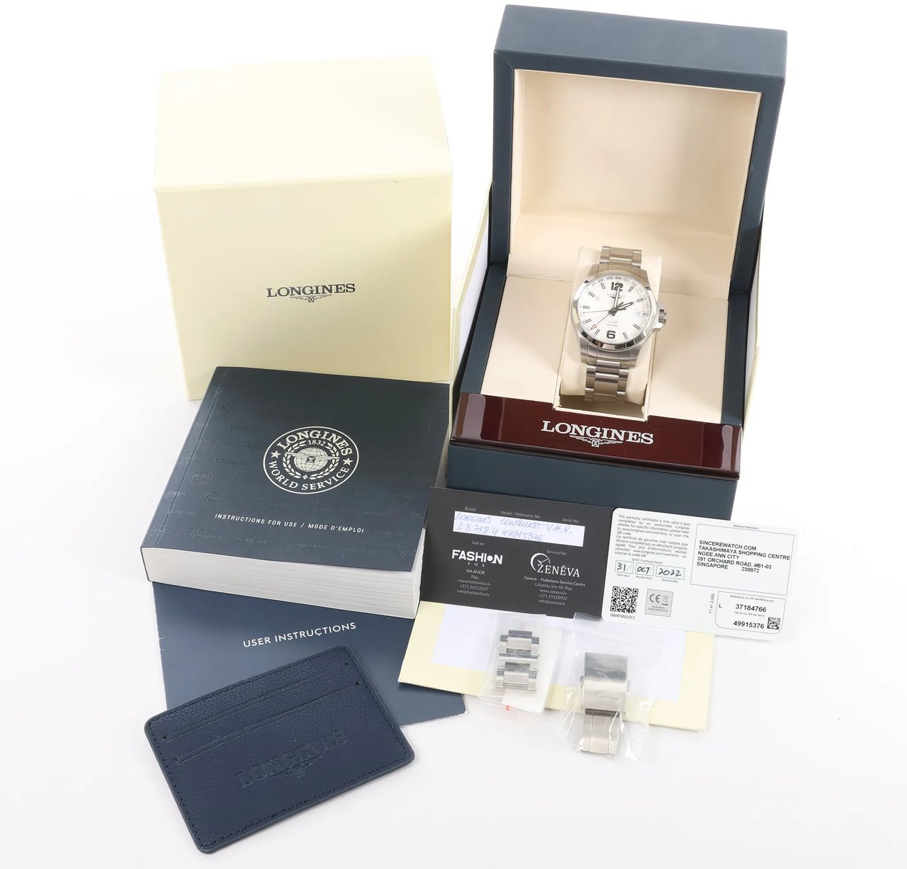 Longines Longines Conquest V.H.P. L3.718.4 49915376 SS QZ Watch with White Dial Divers