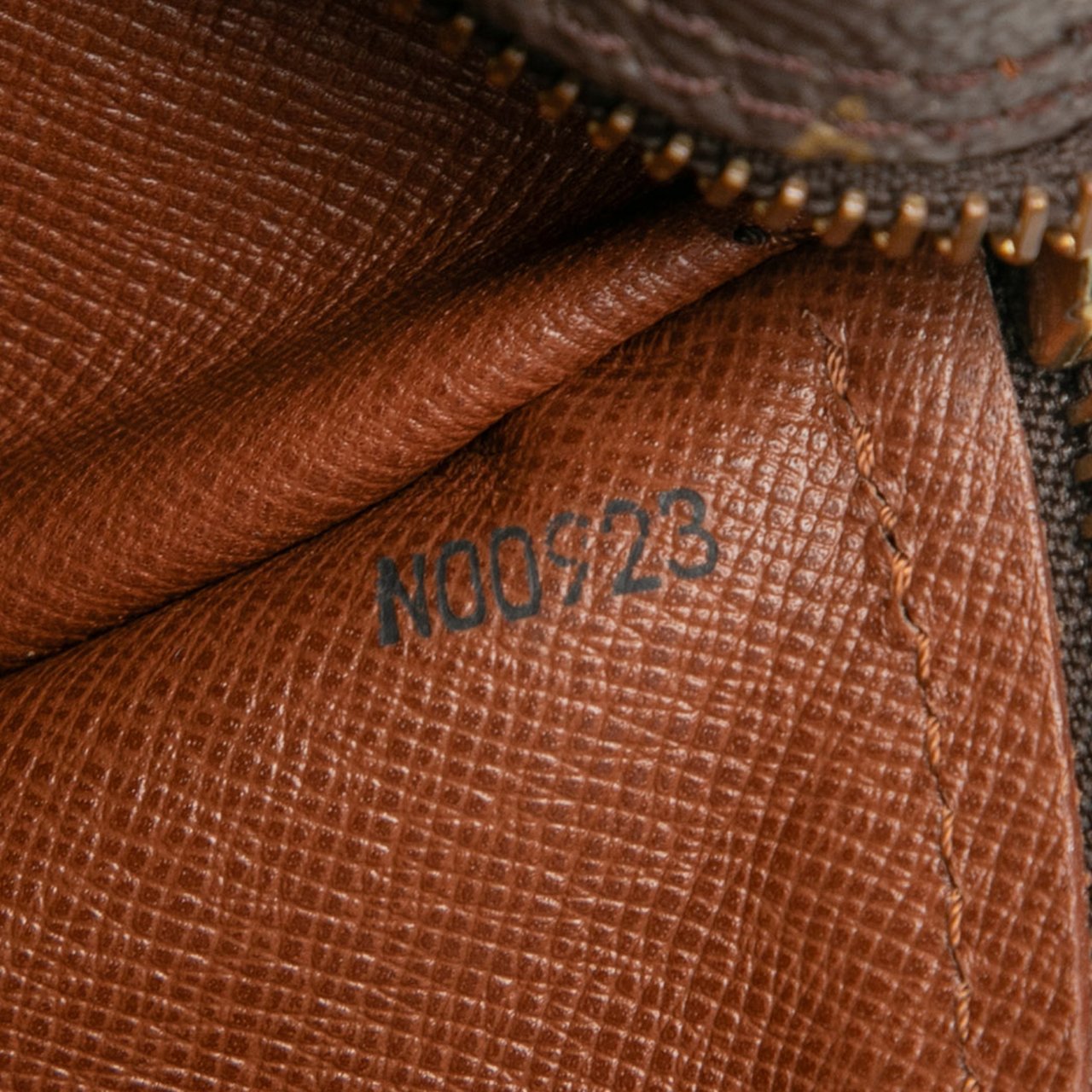 Louis Vuitton Monogram Papillon 30 Bruin