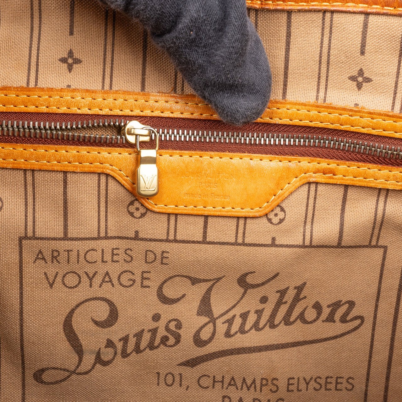 Louis Vuitton Louis Vuitton Canvas Monogram Neverfull PM Shoulder Bag Bruin