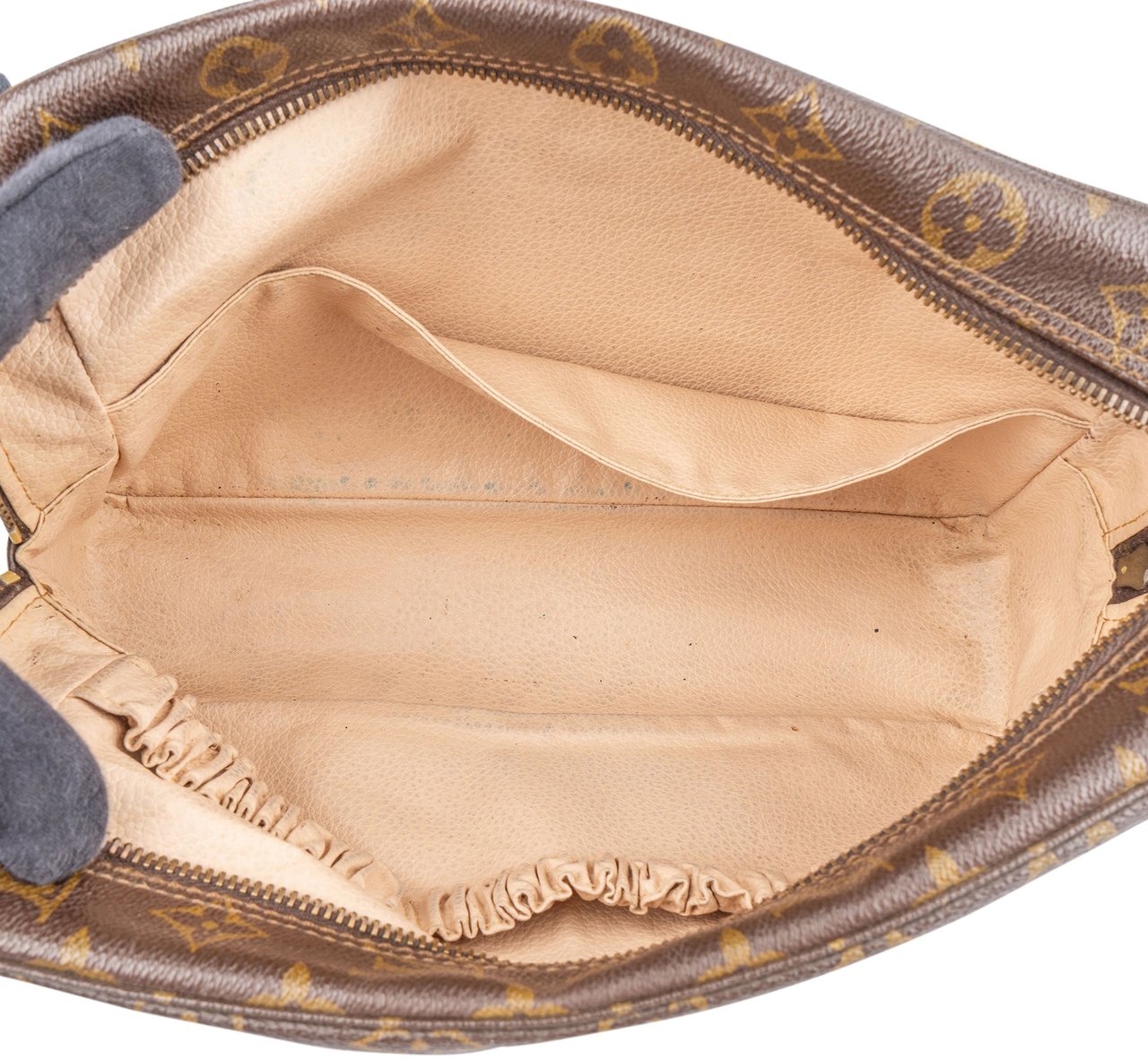 Louis Vuitton Louis Vuitton Canvas Monogram Trousse Toilette 28 Handbag Bruin