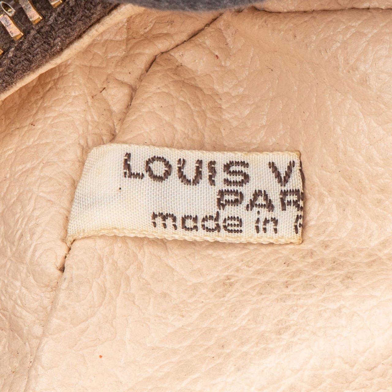 Louis Vuitton Louis Vuitton Canvas Monogram Trousse Toilette 28 Handbag Bruin