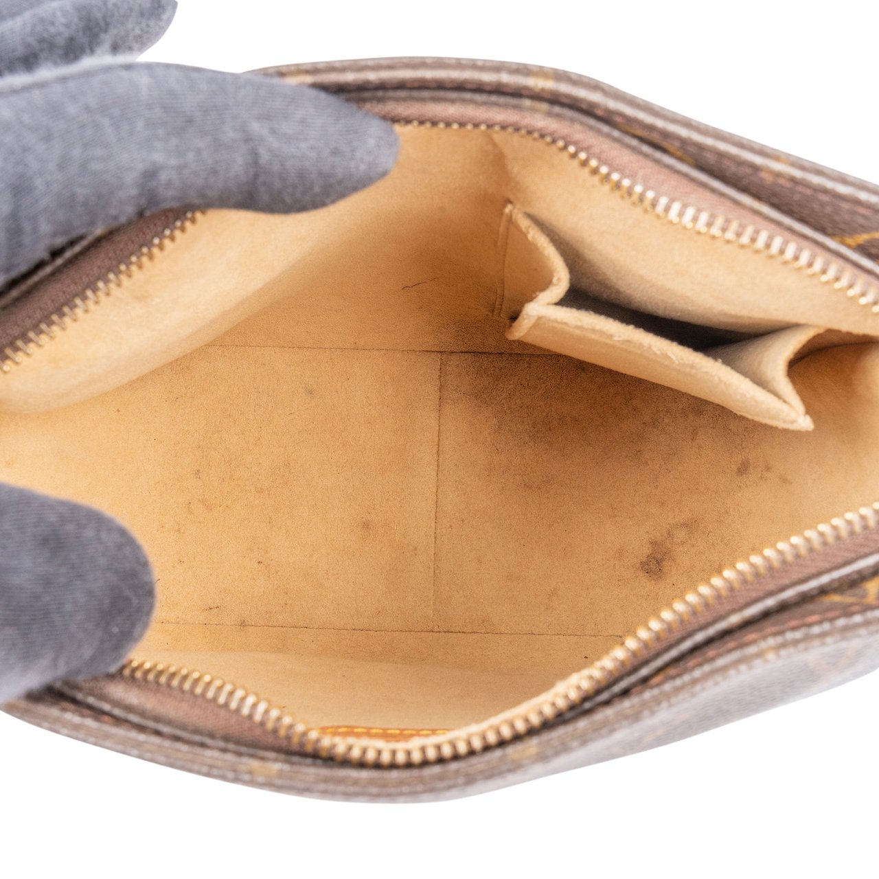 Louis Vuitton Louis Vuitton Canvas Monogram Looping MM Shoulder Bag Bruin