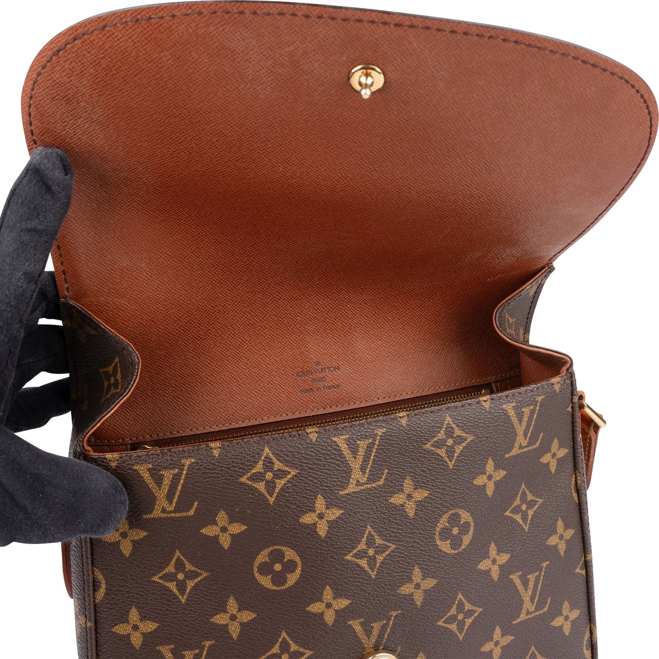 Louis Vuitton Louis Vuitton Canvas Monogram Saint Cloud GM Crossbody Bag Bruin