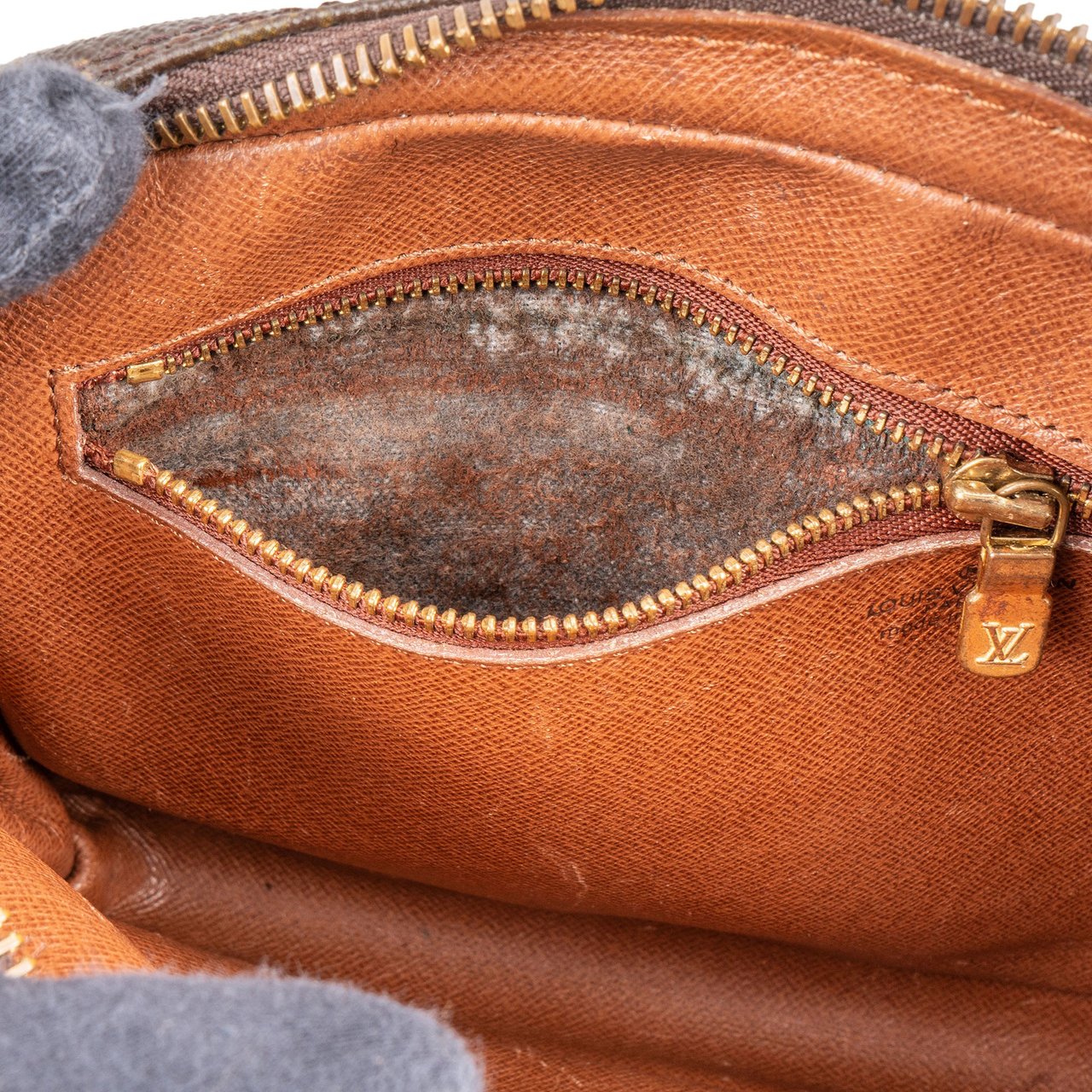 Louis Vuitton Louis Vuitton Monogram Canvas Marly Dragonne Clutch Bruin