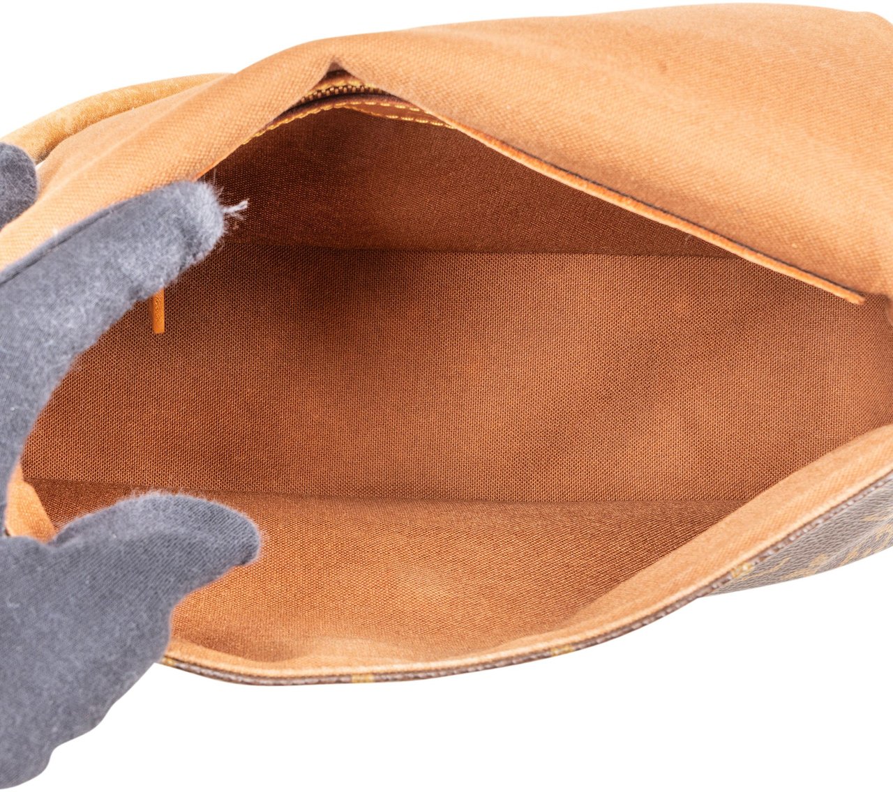 Louis Vuitton Louis Vuitton Monogram Canvas Looping PM Shoulder Bag Bruin