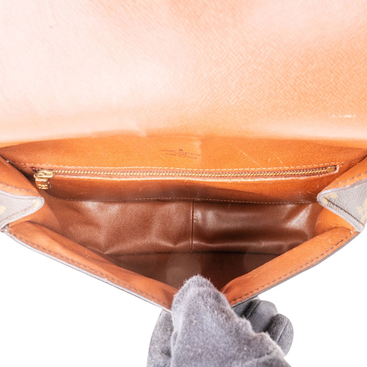 Louis Vuitton Louis Vuitton Monogram Canvas Saint Cloud GM Crossbody Bag Bruin