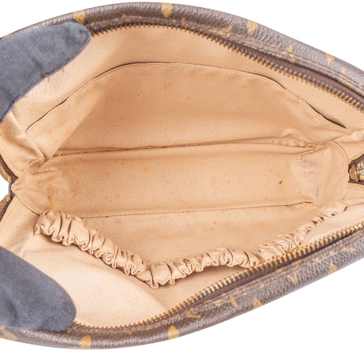 Louis Vuitton Louis Vuitton Monogram Canvas Trousse Toilette 23 Clutch Bruin