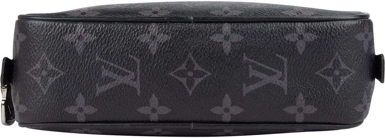 Louis Vuitton Louis Vuitton Canvas Monogram Eclipse Poche Toilette PM Clutch Zwart