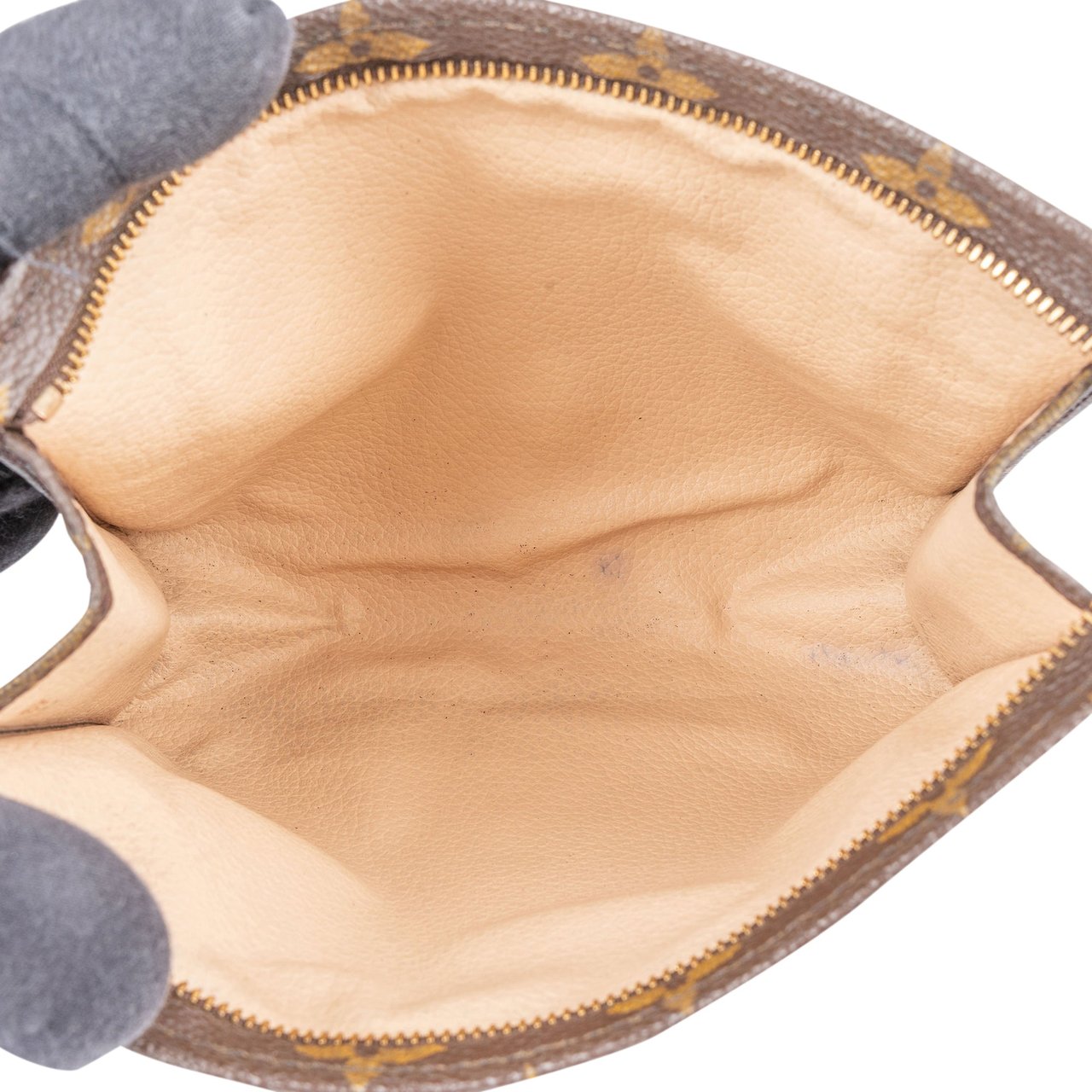 Louis Vuitton Louis Vuitton Monogram Canvas Poche Toilette 19 Clutch Bruin