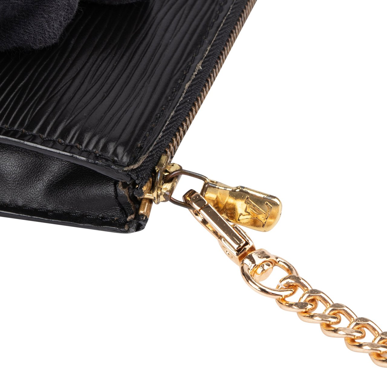 Louis Vuitton Louis Vuitton Noir Epi Leather Pochette Accessoires Shoulder Bag Zwart