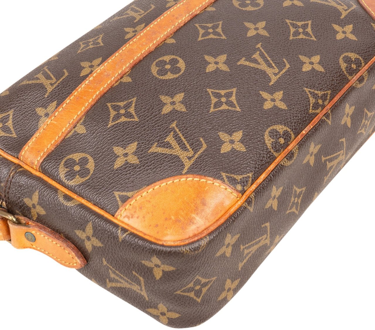 Louis Vuitton Louis Vuitton Monogram Canvas Trocadero 27 Crossbody Bag Bruin