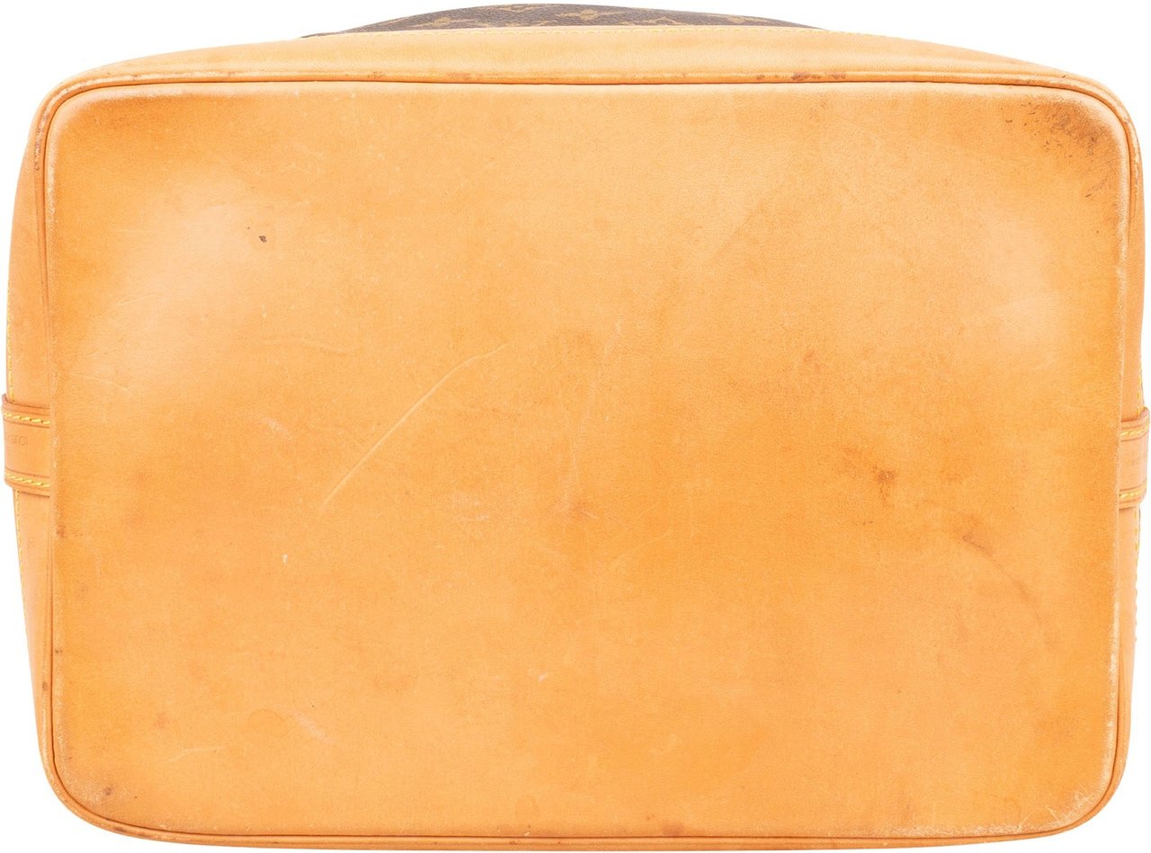 Louis Vuitton Louis Vuitton Monogram Canvas Sac Noé Grande Shoulder Bag Bruin