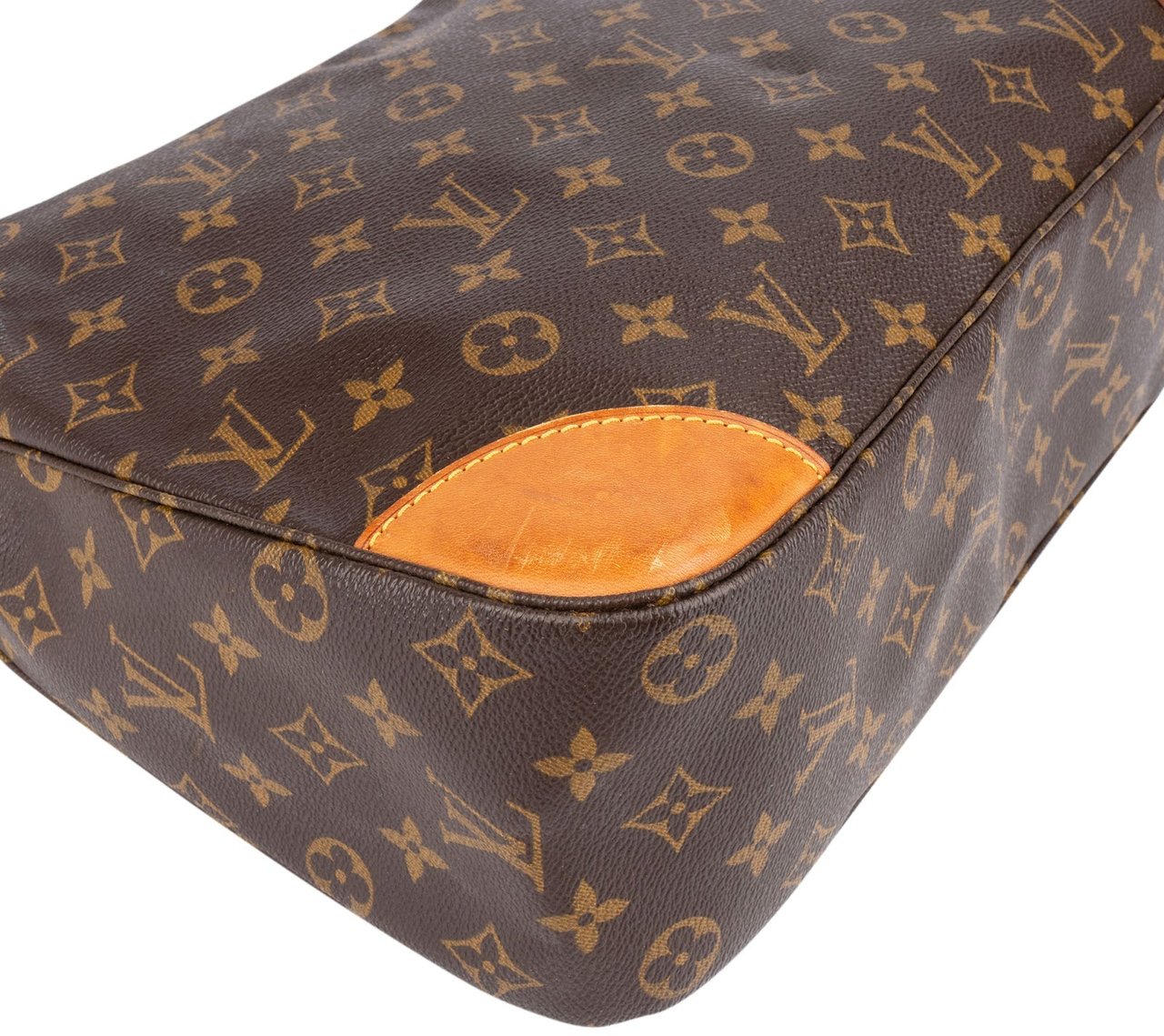 Louis Vuitton Louis Vuitton Monogram Canvas Boulogne Crossbody Bag Bruin