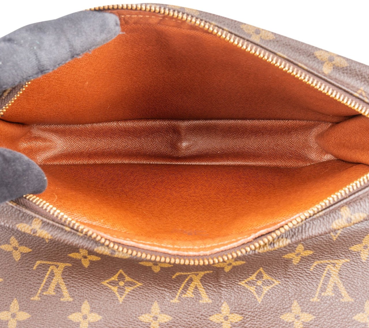 Louis Vuitton Louis Vuitton Monogram Canvas Saint Germain GM Crossbody Bag Bruin