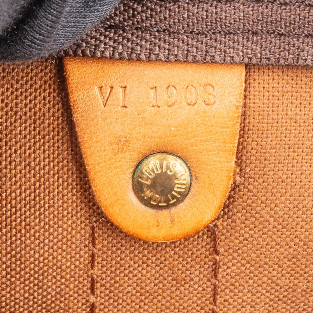 Louis Vuitton Louis Vuitton Monogram Canvas Keepall 55 Bandoulière Travel Bag Bruin