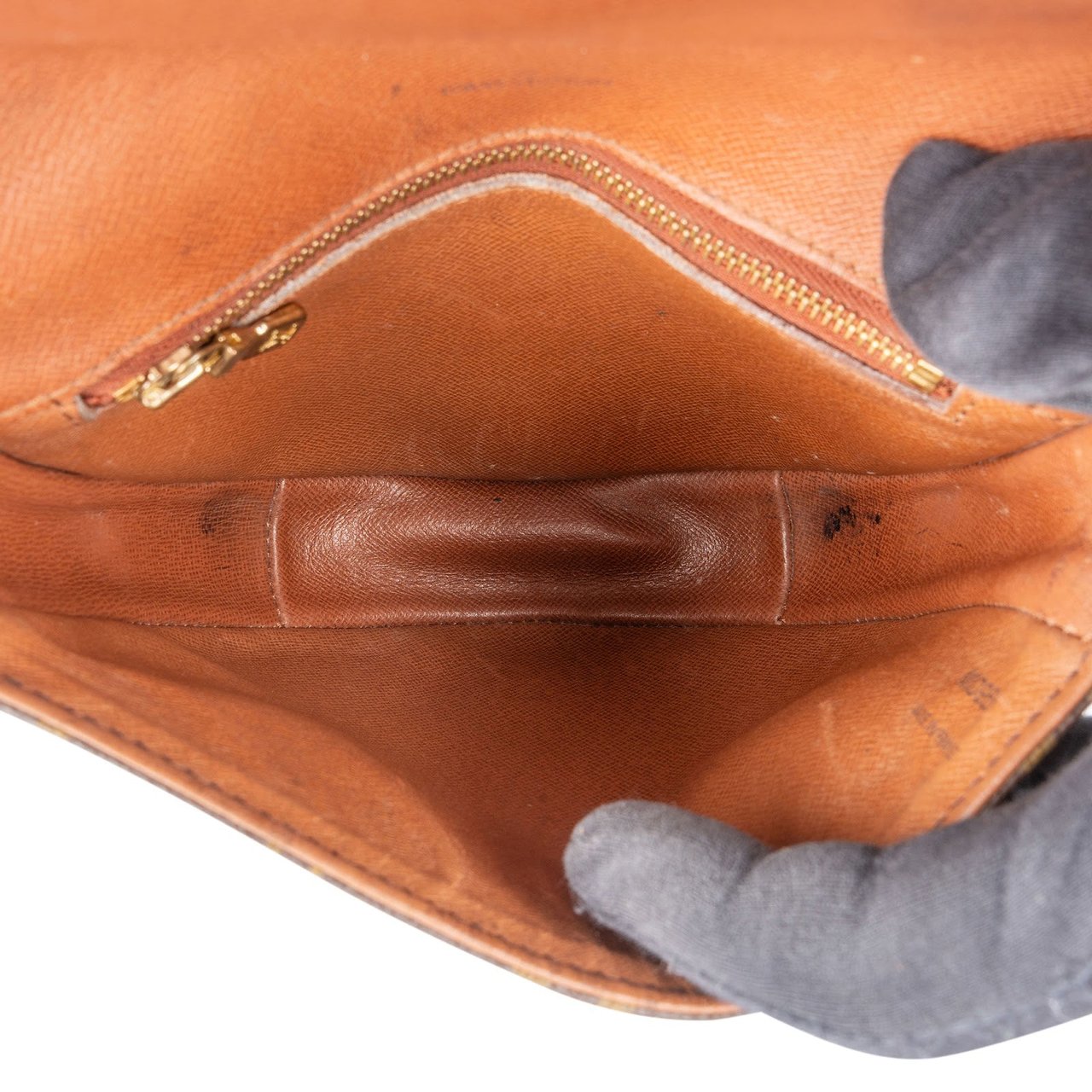 Louis Vuitton Louis Vuitton Monogram Canvas Chantilly PM Crossbody Bag Bruin