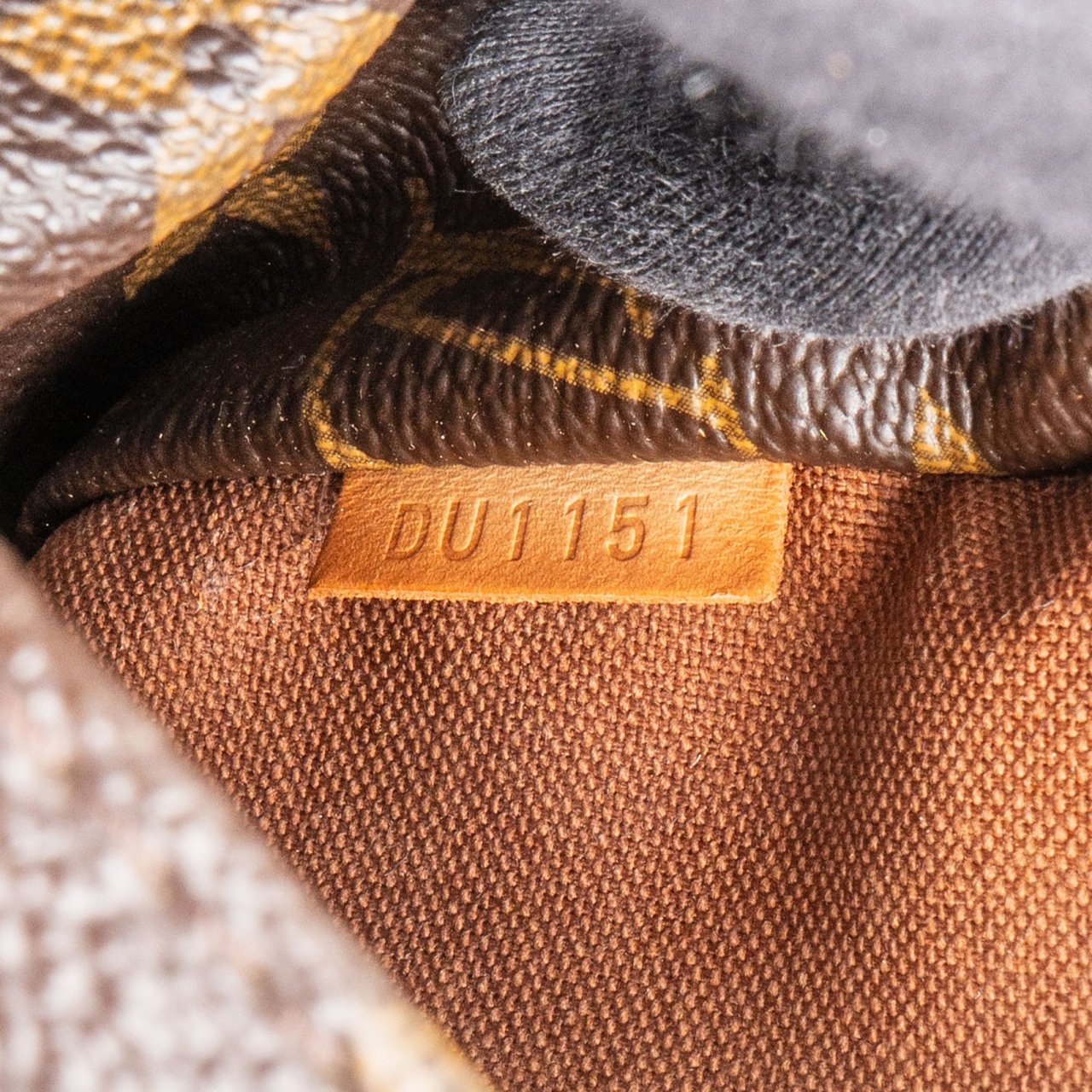 Louis Vuitton Louis Vuitton Monogram Canvas Totally PM Shoulder Bag Bruin