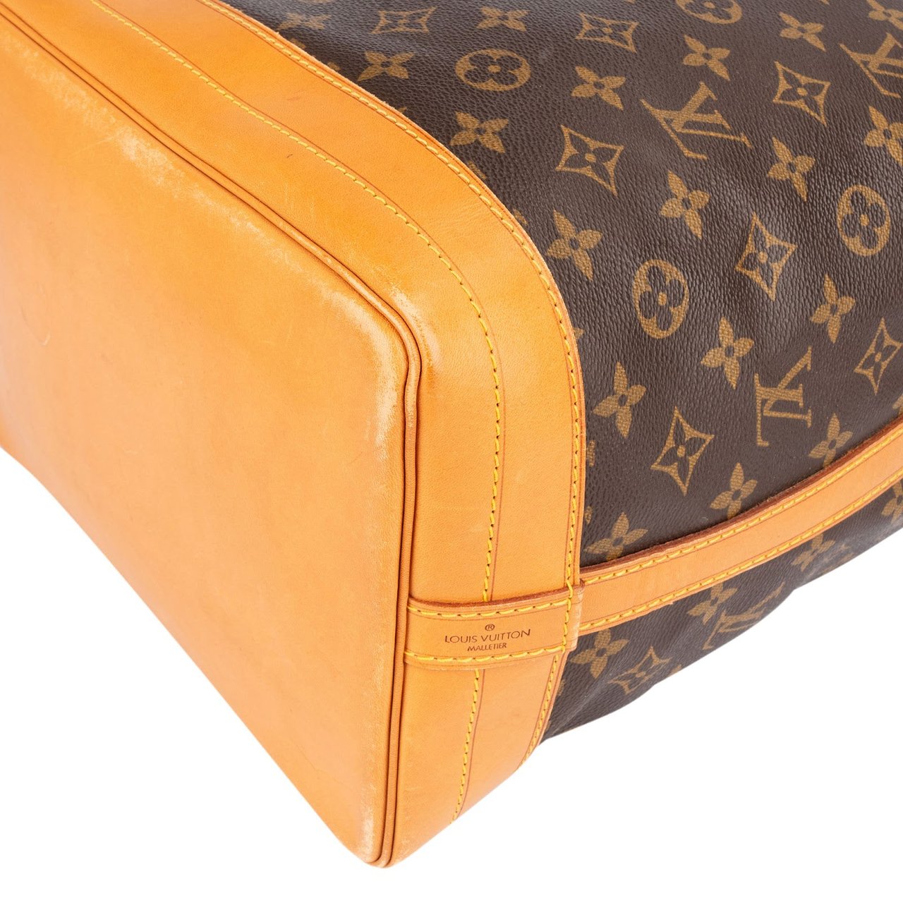 Louis Vuitton Louis Vuitton Monogram Canvas Sac Noé Grande Shoulder Bag Bruin