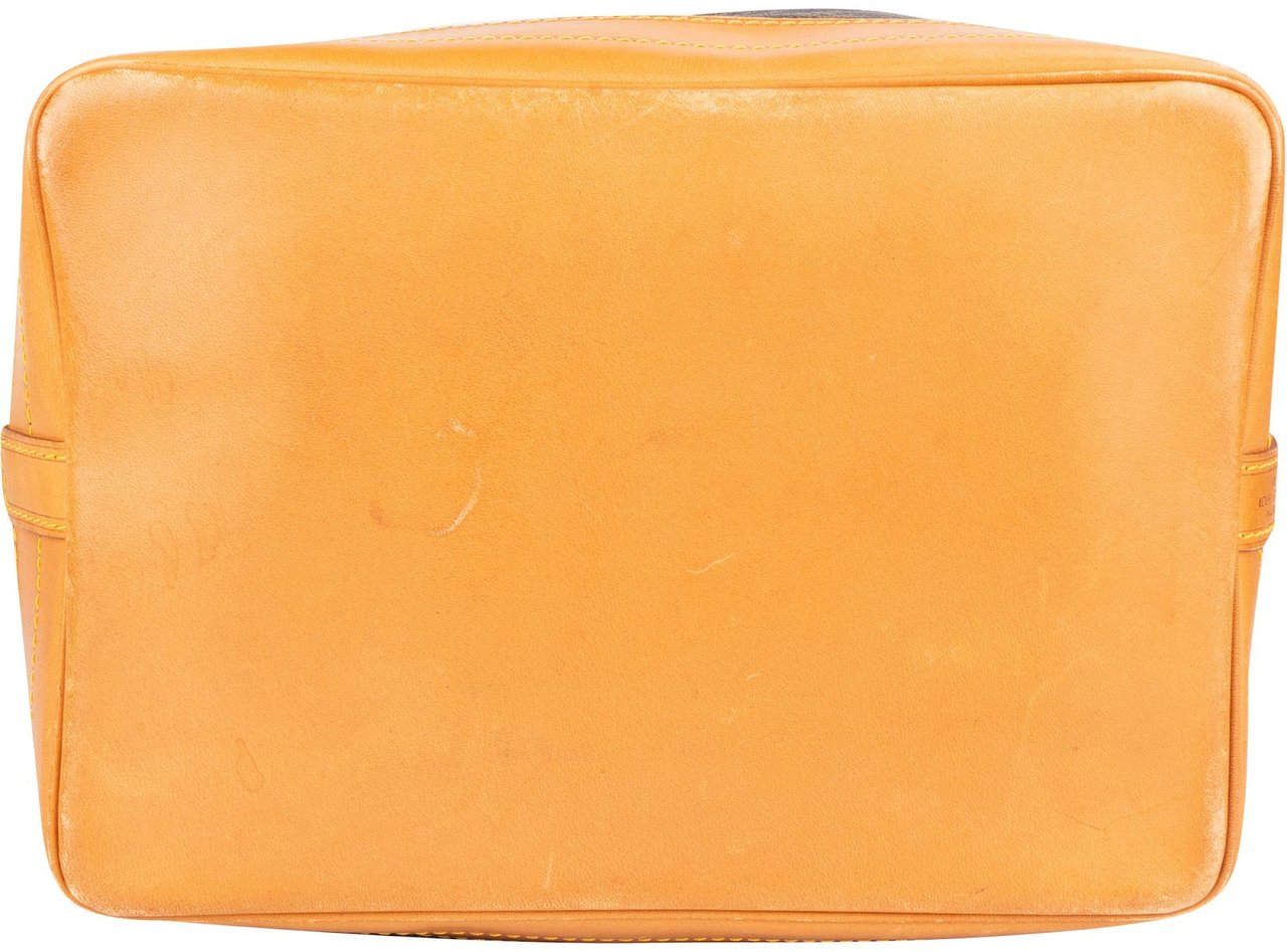 Louis Vuitton Louis Vuitton Monogram Canvas Sac Noé Grande Shoulder Bag Bruin