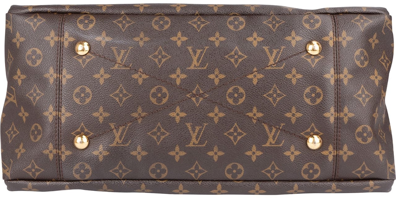 Louis Vuitton Louis Vuitton Monogram Canvas Artsy MM Handbag Bruin