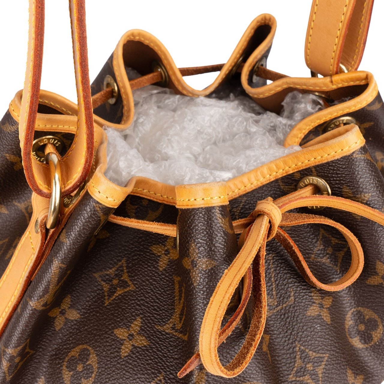 Louis Vuitton Louis Vuitton Monogram Canvas Sac Noé Grande Shoulder Bag Bruin